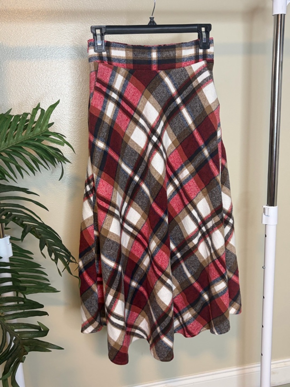 Plaid Midi Skirt Red Brown A-Line Flowy Fall Winter Cozy Preppy Boho Chic Size S